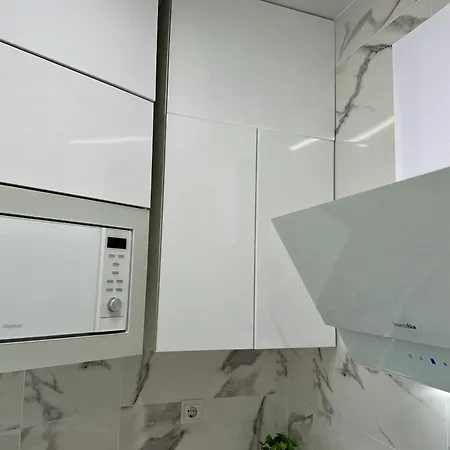 Moderno Loft En La Colina توريمولينوس
